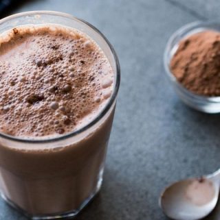 Chocolate Protein Smoothie (Keto & Low Carb)