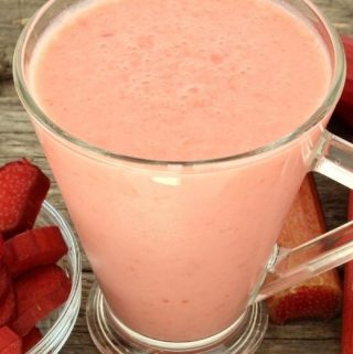 Strawberry Rhubarb Smoothie