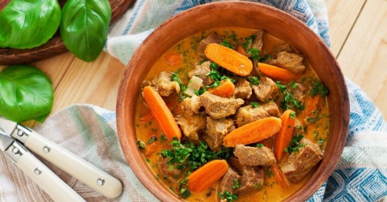 Slow-Cooker Beef Chili