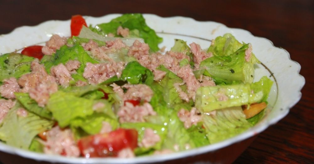 Tuna Lettuce Salad